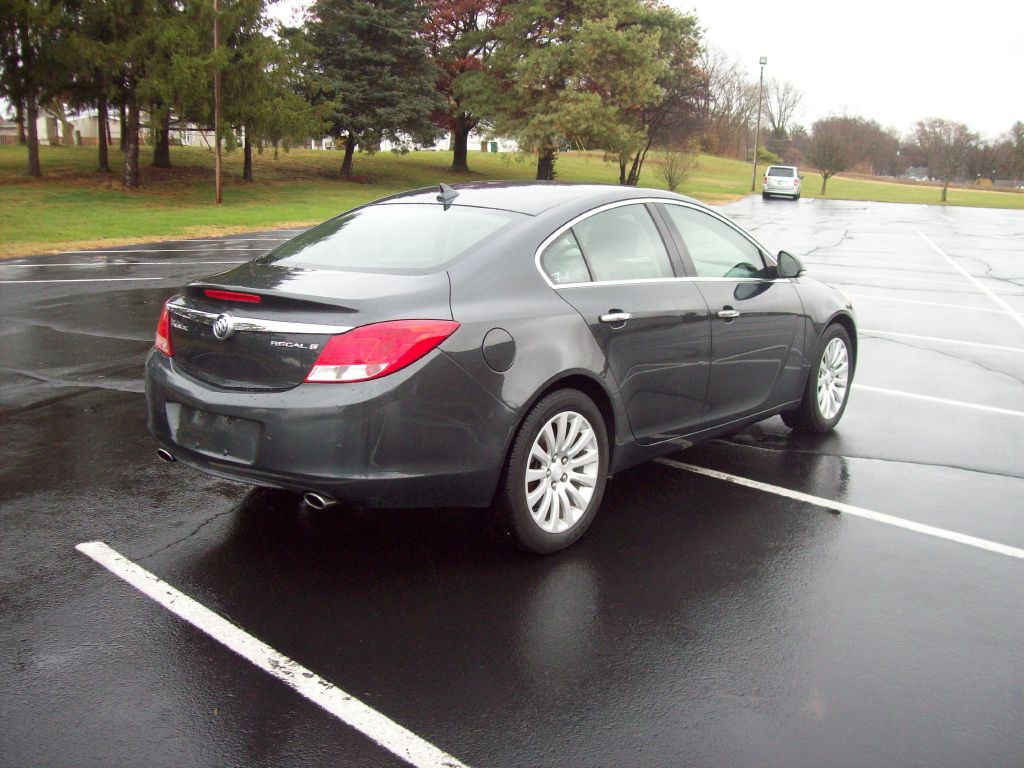 2013 Buick Regal Image 5