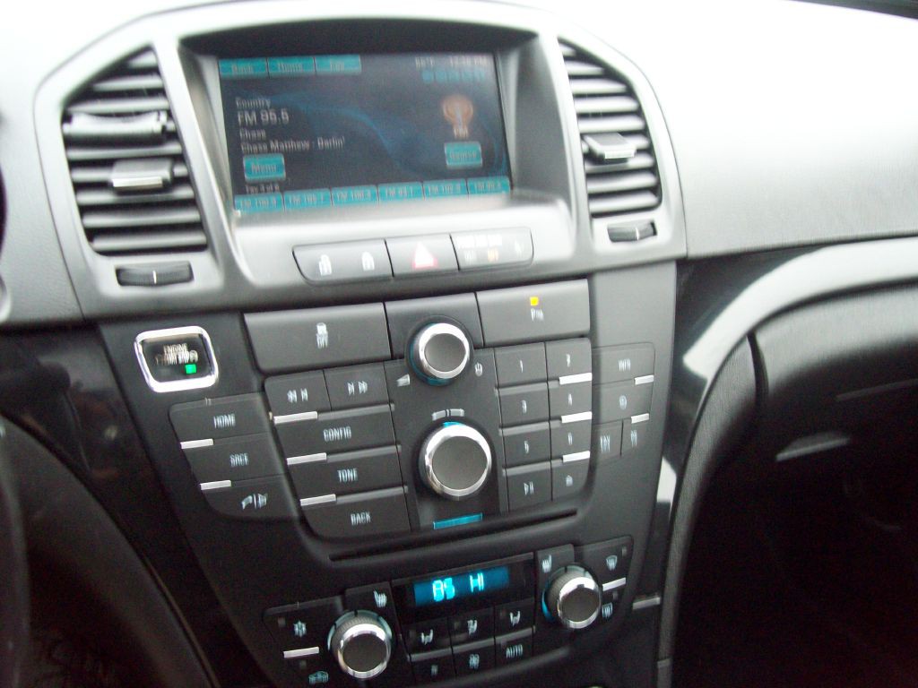 2013 Buick Regal Image 15