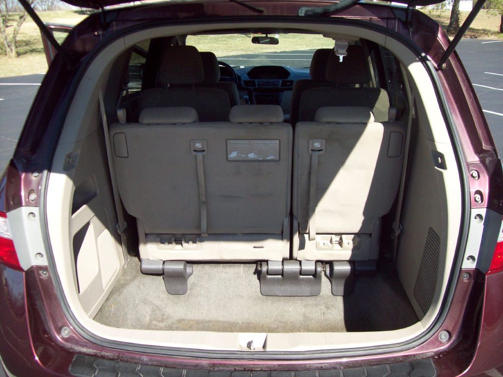 2012 Honda Odyssey Image 11