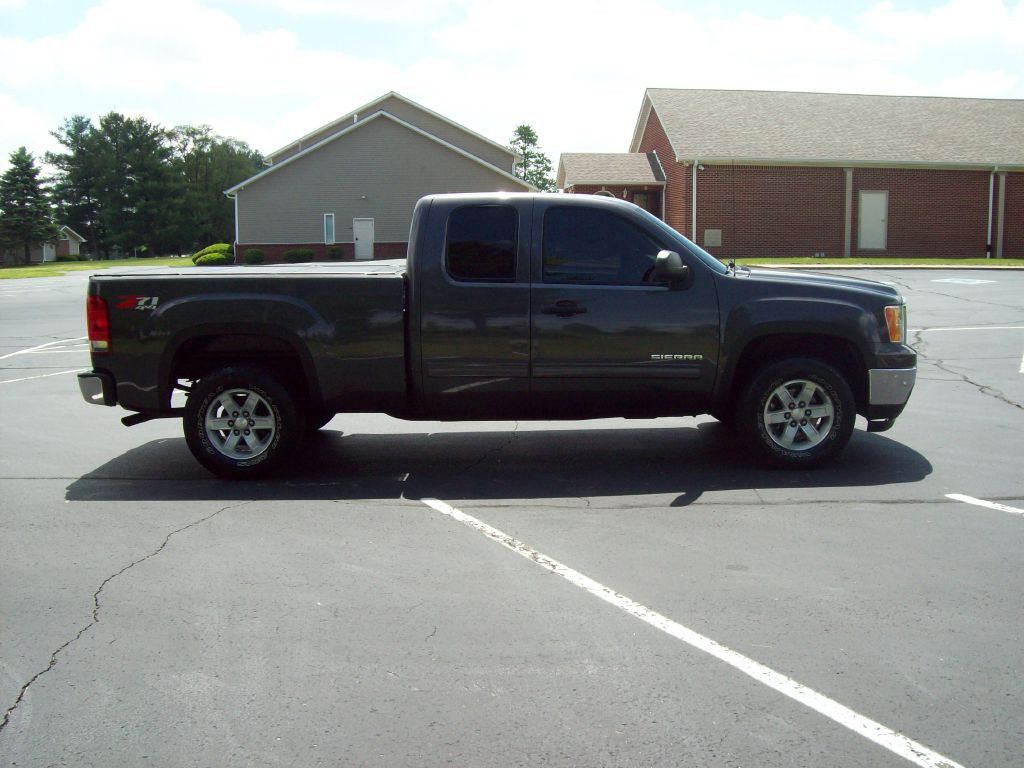 2011 GMC Sierra Image 4