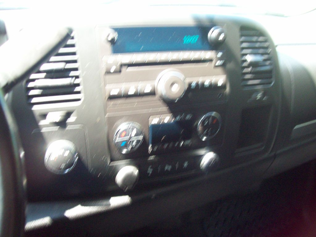 2011 GMC Sierra Image 14