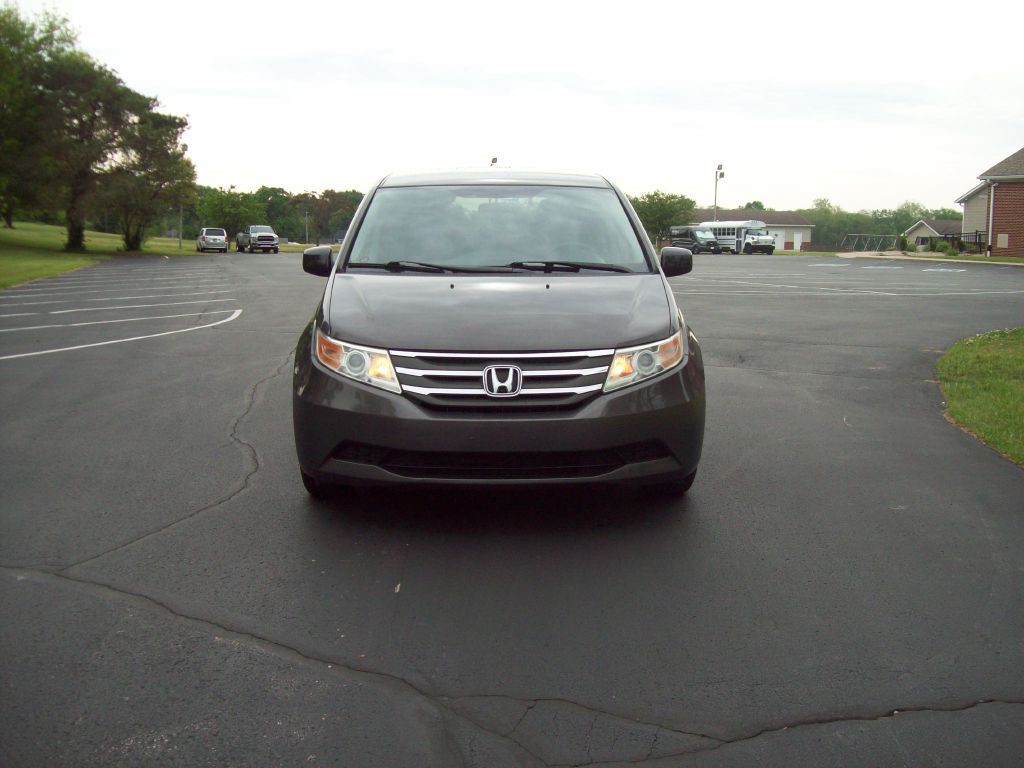 2013 Honda Odyssey Image 8