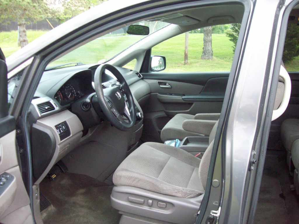 2013 Honda Odyssey Image 10