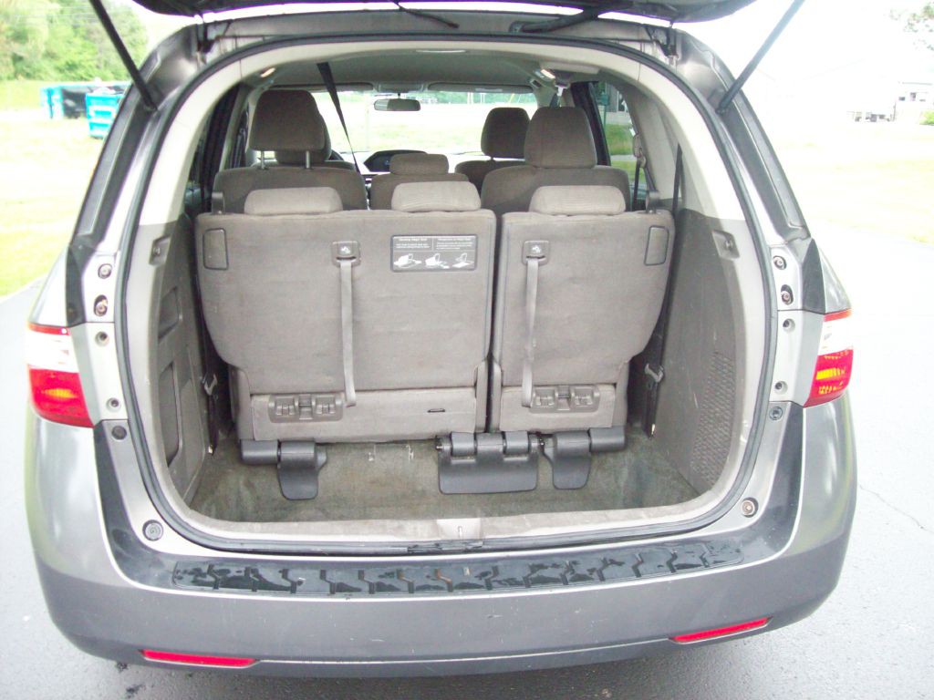 2013 Honda Odyssey Image 16