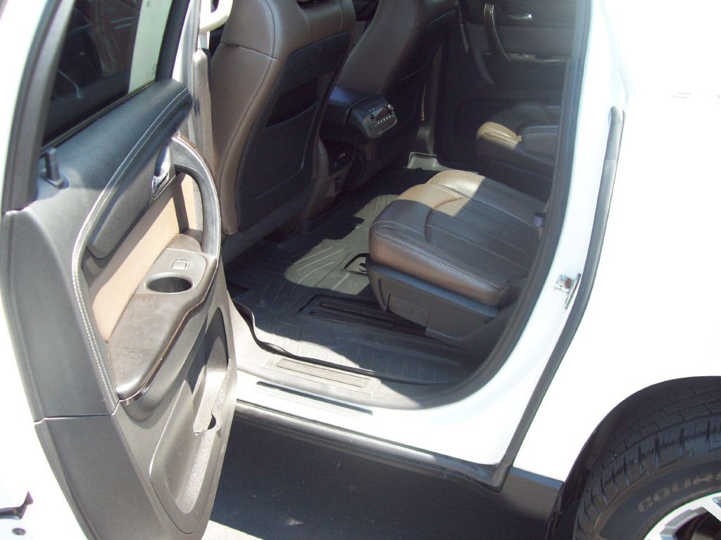 2014 GMC Acadia Image 10
