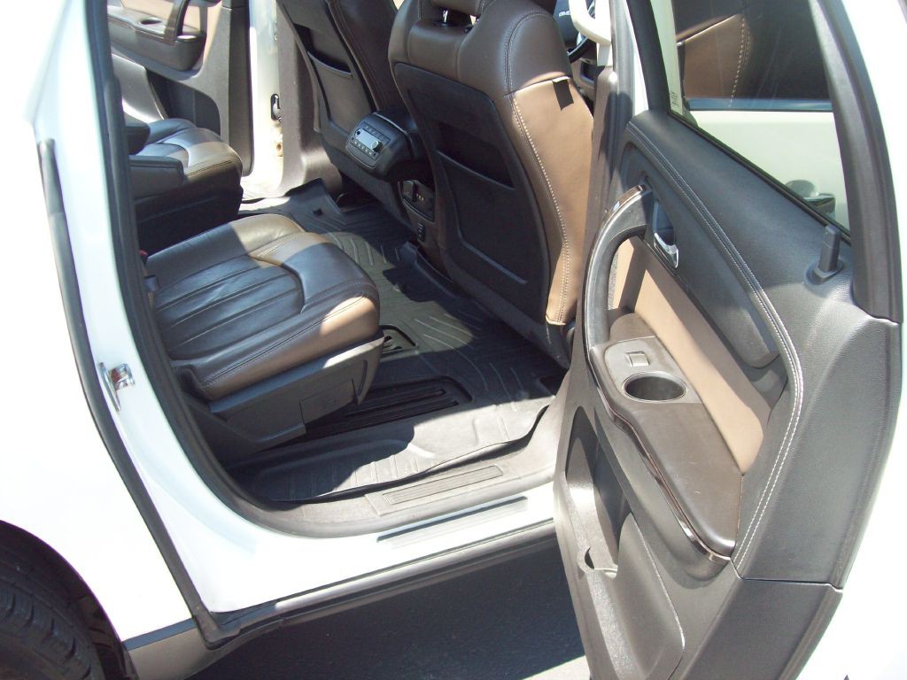 2014 GMC Acadia Image 12