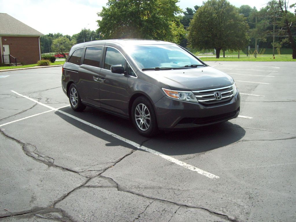 2012 Honda Odyssey Image 3