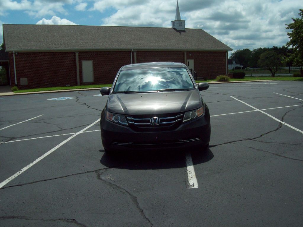 2014 Honda Odyssey Image 2
