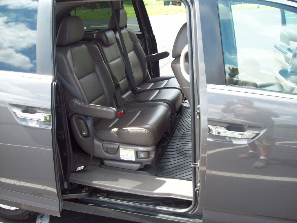 2014 Honda Odyssey Image 13