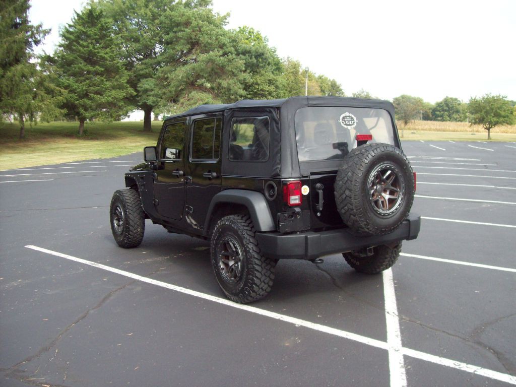 2013 Jeep Wrangler Unlimited Image 7