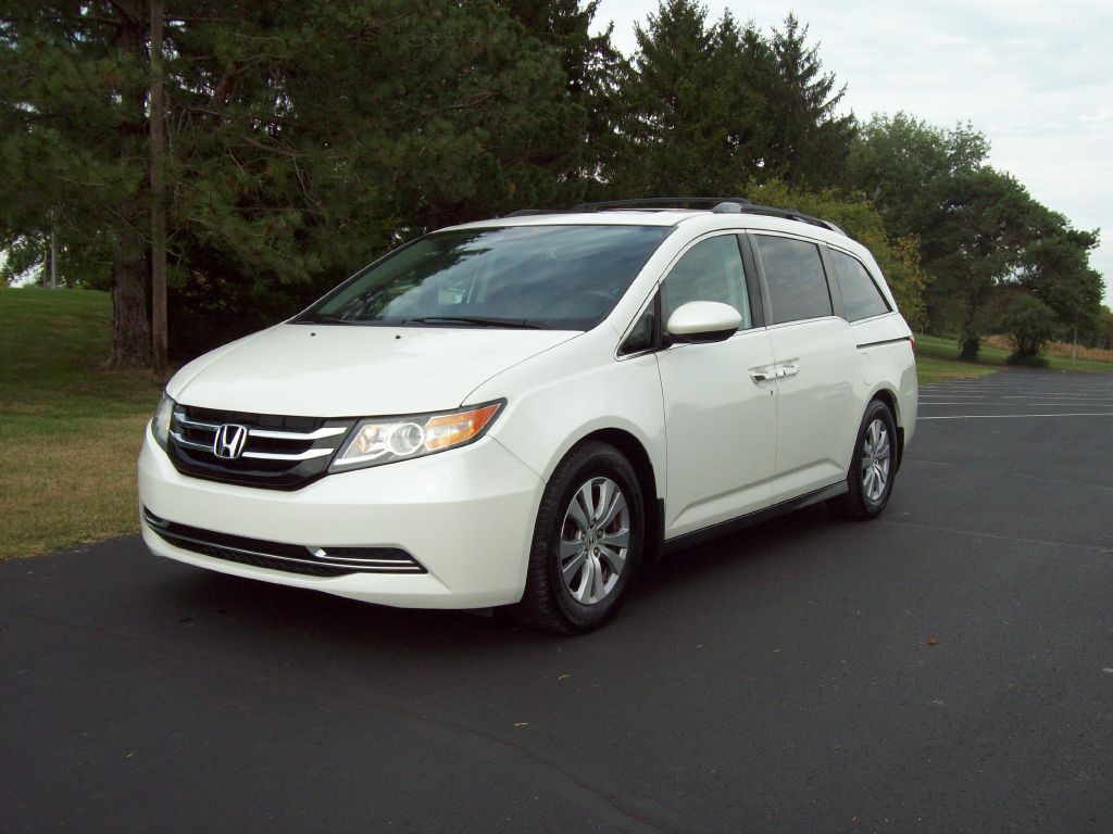 2016 Honda Odyssey Image 1