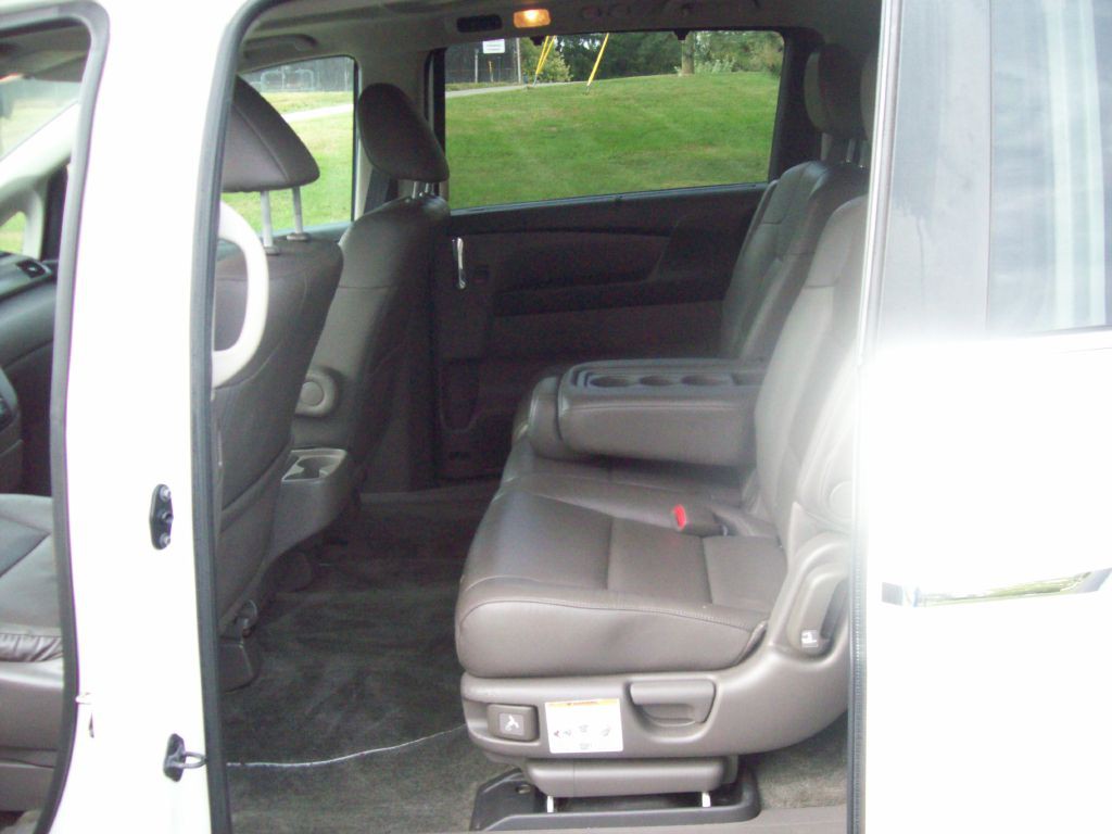 2016 Honda Odyssey Image 10