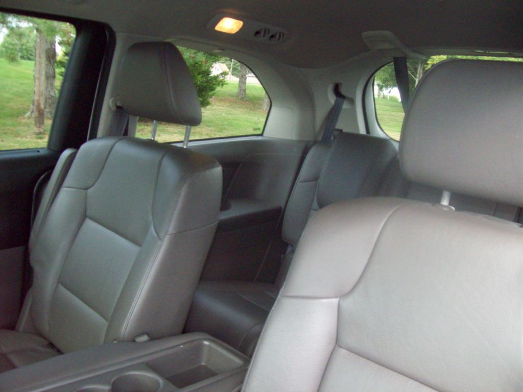 2016 Honda Odyssey Image 11