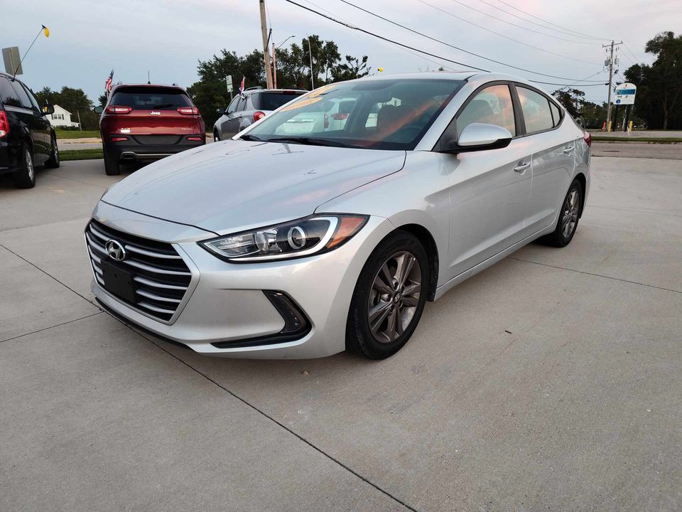 2018 Hyundai Elantra Image 4