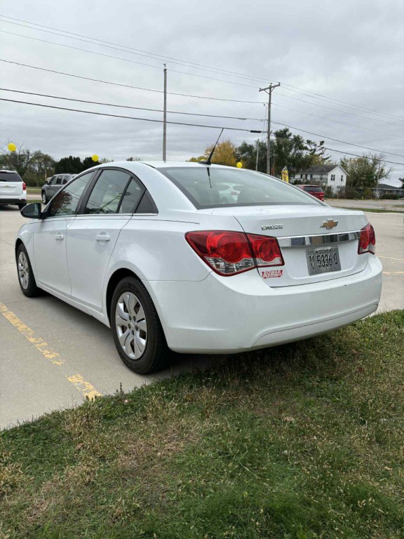 2012 Chevrolet Cruze Image 4