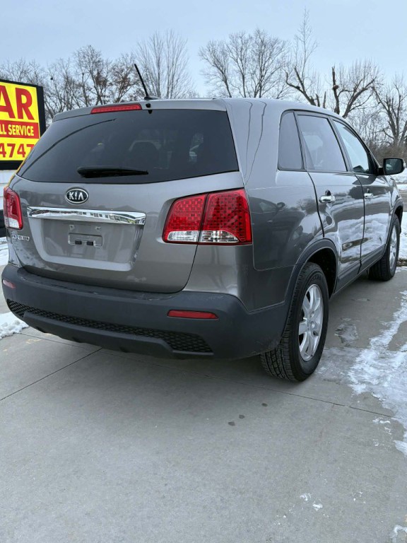 2012 Kia Sorento Image 2