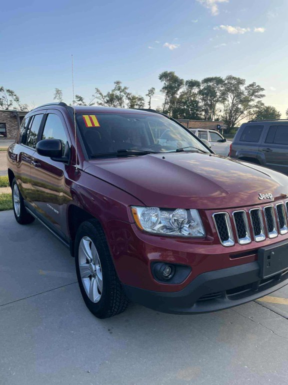 2011 Jeep Compass Image 3