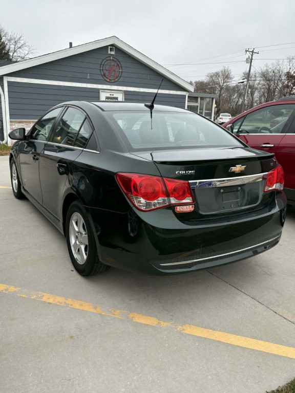 2014 Chevrolet Cruze Image 4