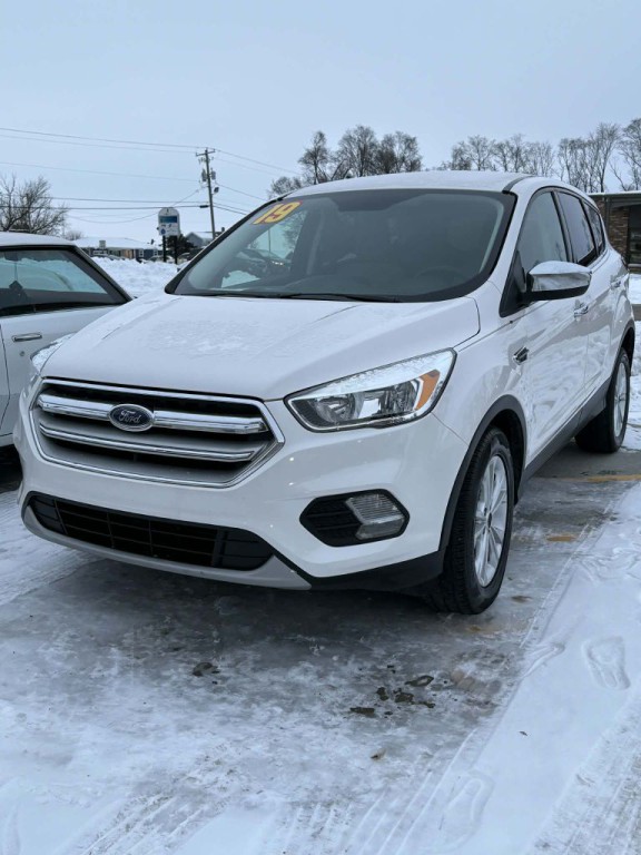 2019 Ford Escape Image 1