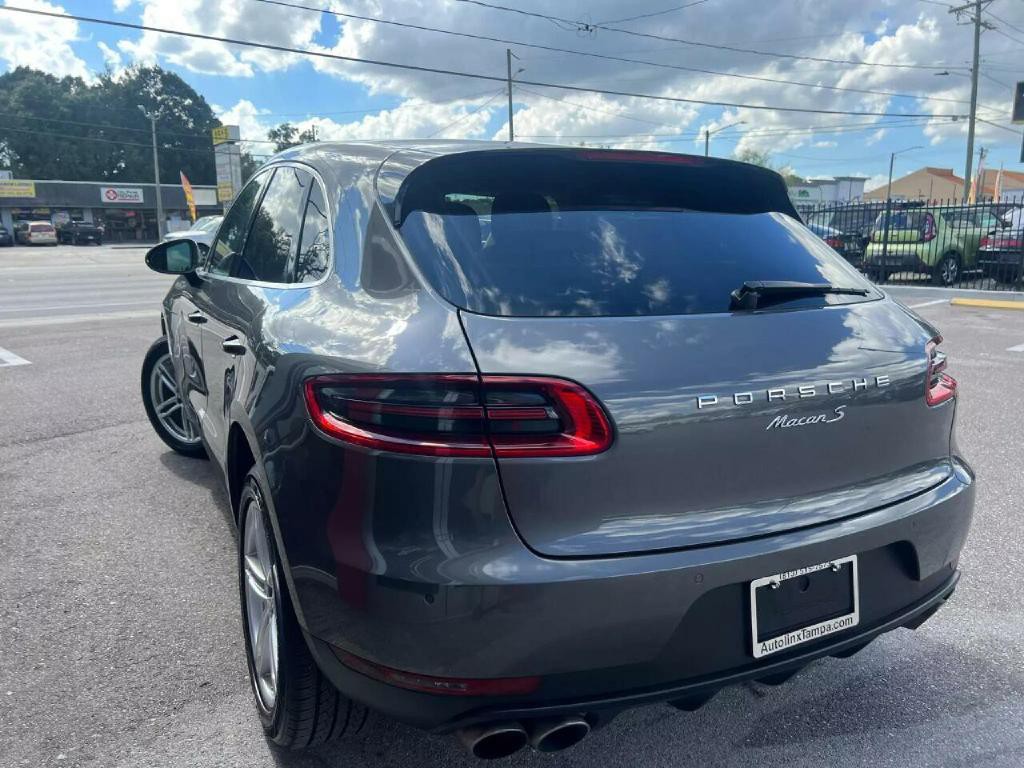 2015 Porsche Macan Image 4