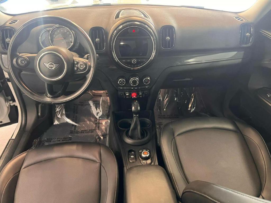 2019 MINI Countryman Image 17