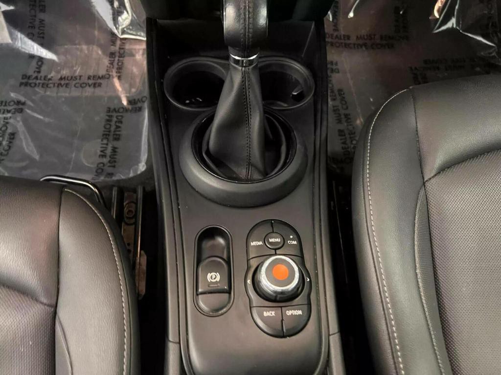2019 MINI Countryman Image 21