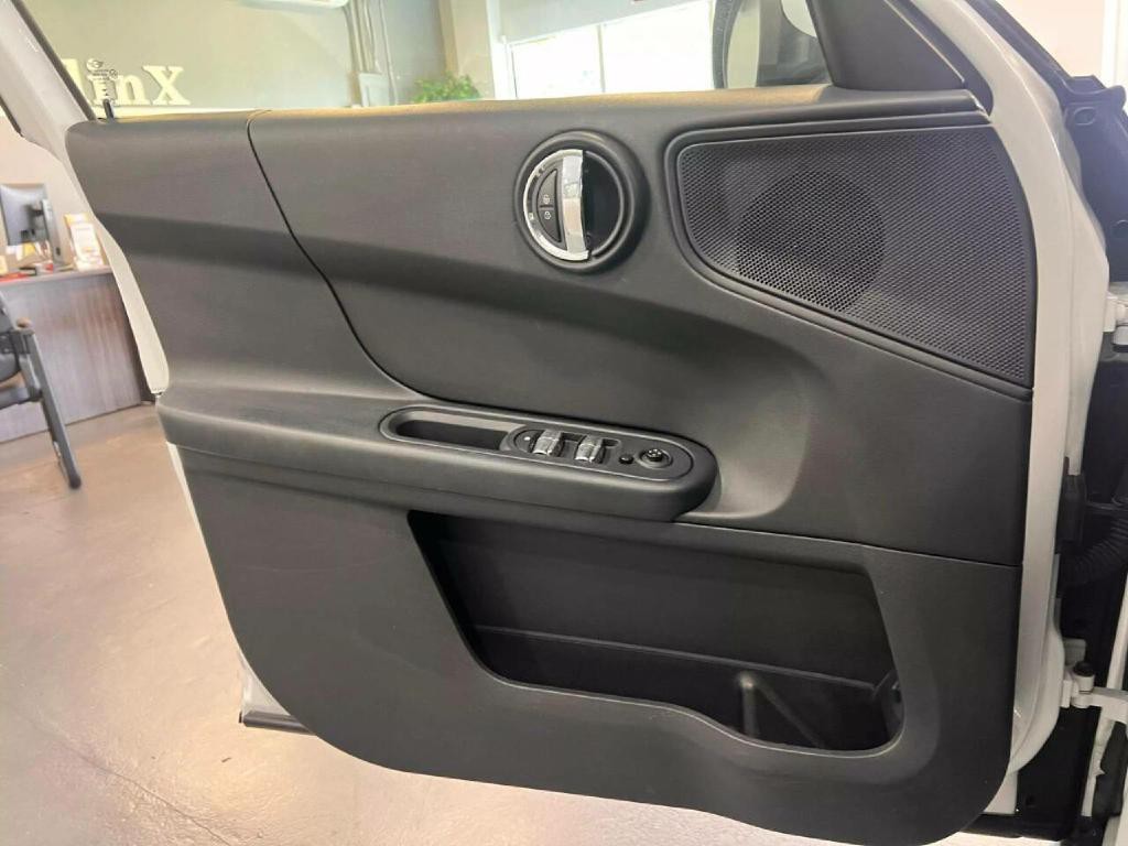 2019 MINI Countryman Image 23