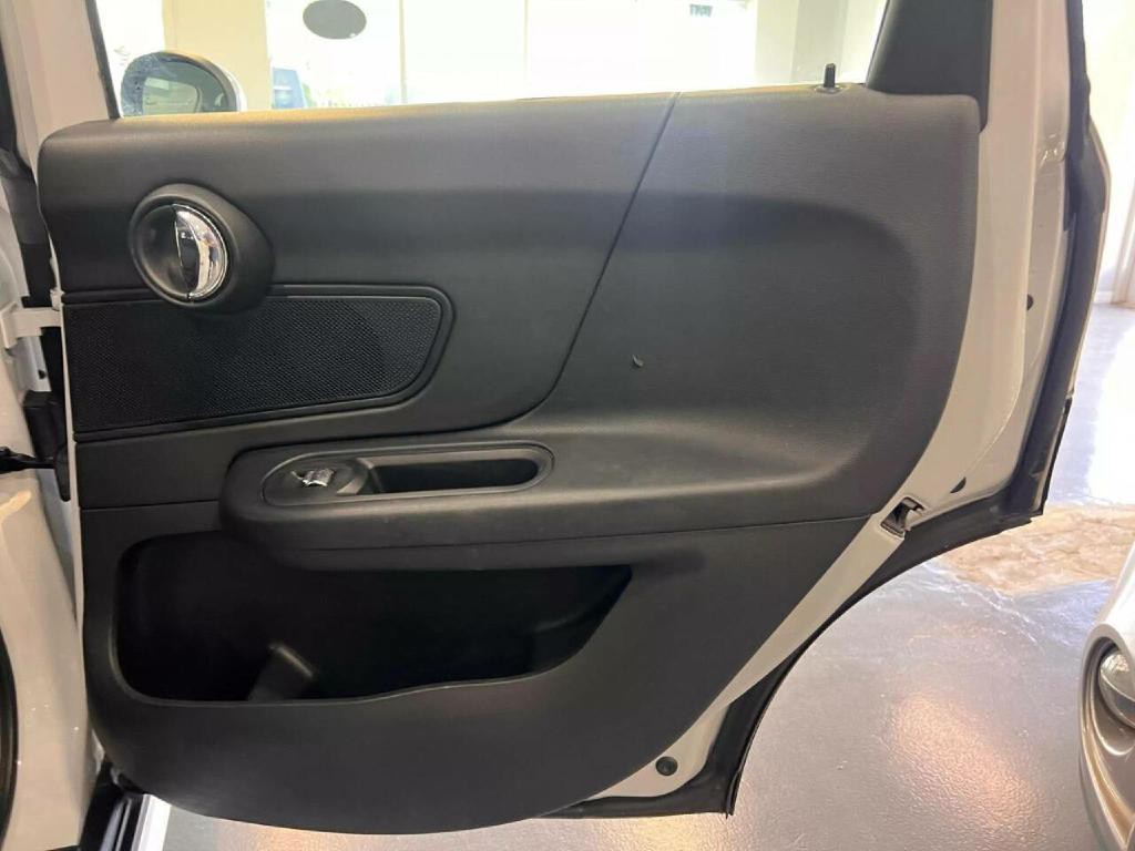 2019 MINI Countryman Image 28