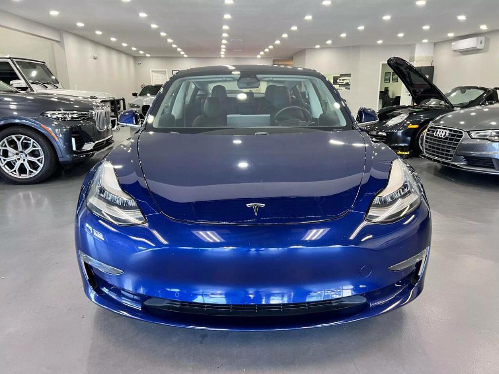 2018 Tesla Model 3 Image 2