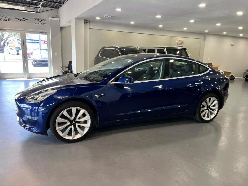 2018 Tesla Model 3 Image 4