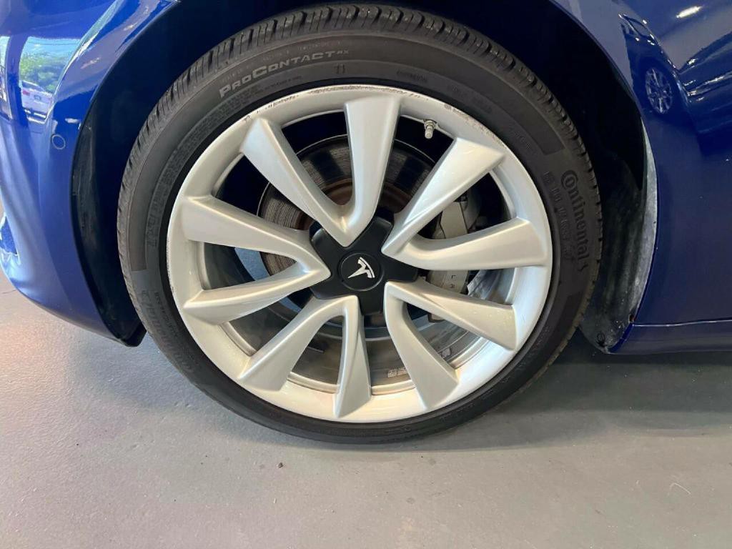 2018 Tesla Model 3 Image 12