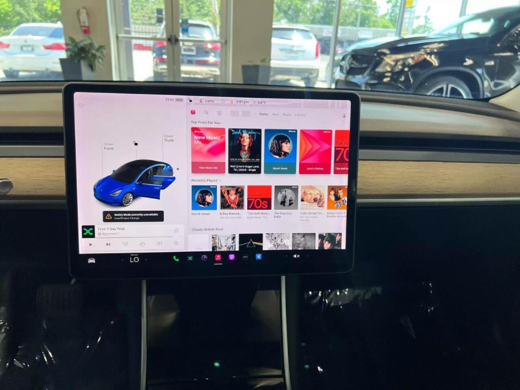 2018 Tesla Model 3 Image 18