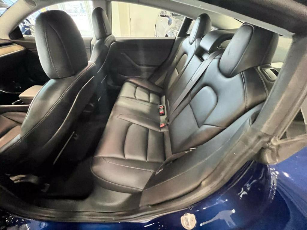 2018 Tesla Model 3 Image 20