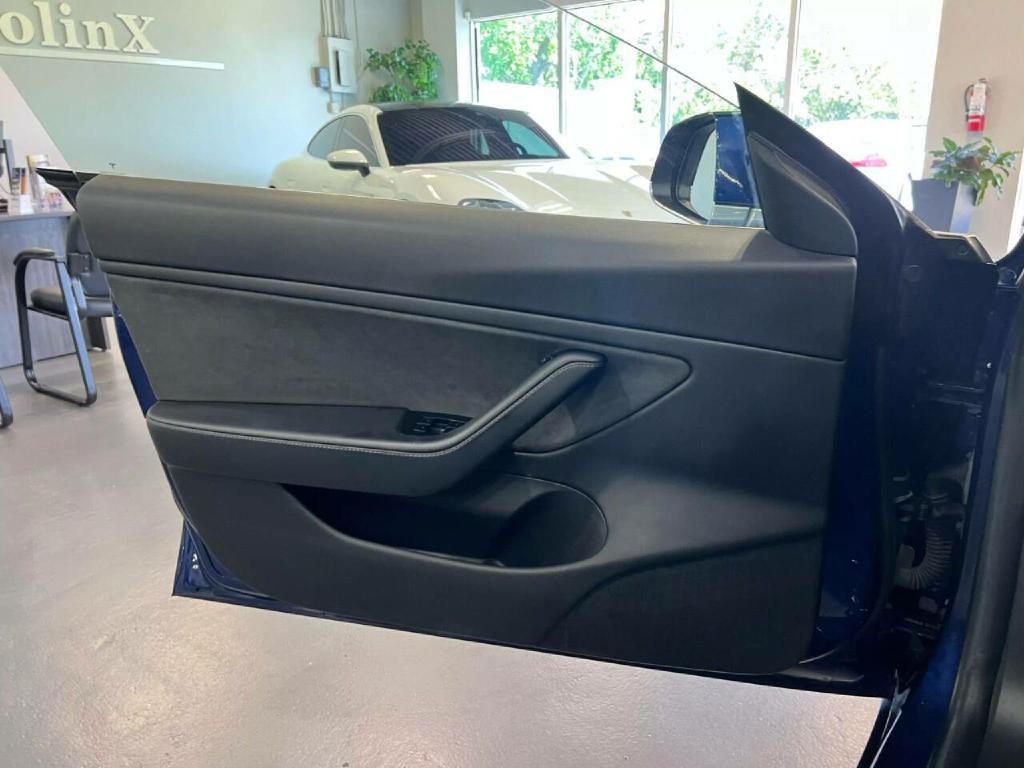 2018 Tesla Model 3 Image 30