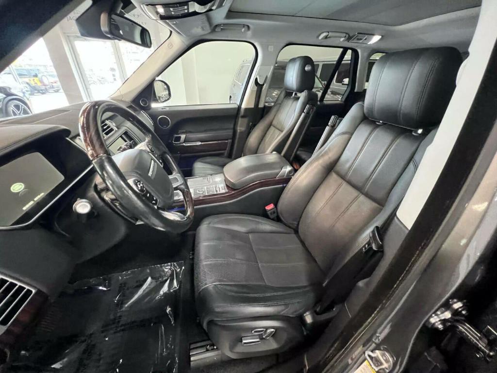2015 Land Rover Range Rover Image 9