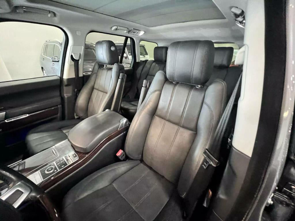 2015 Land Rover Range Rover Image 10
