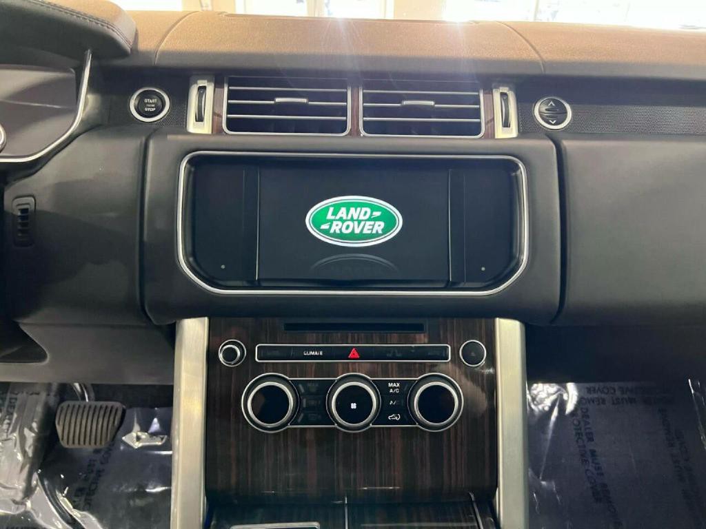 2015 Land Rover Range Rover Image 20