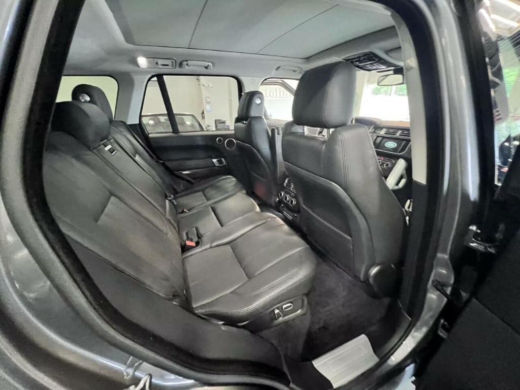 2015 Land Rover Range Rover Image 34