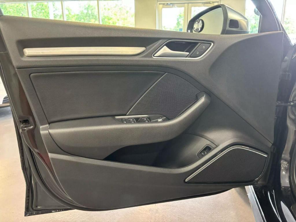 2015 Audi S3 Image 27