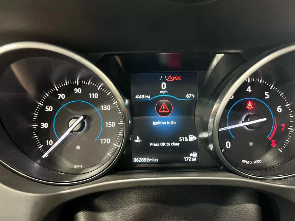 2018 Jaguar F-PACE Image 29