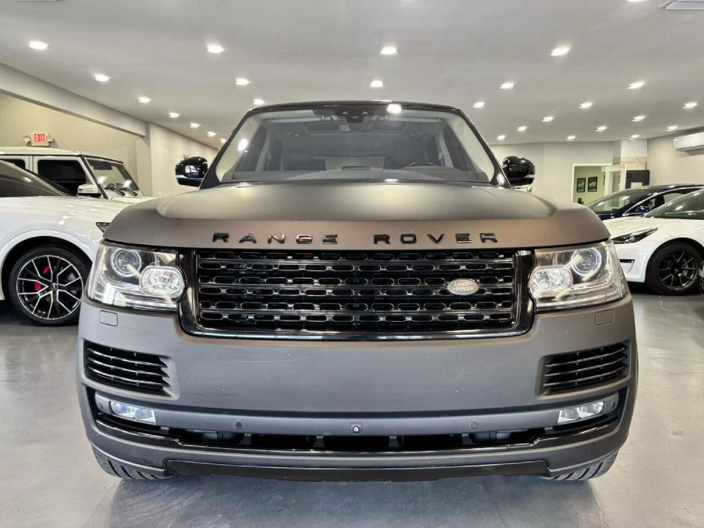 2017 Land Rover Range Rover Image 2