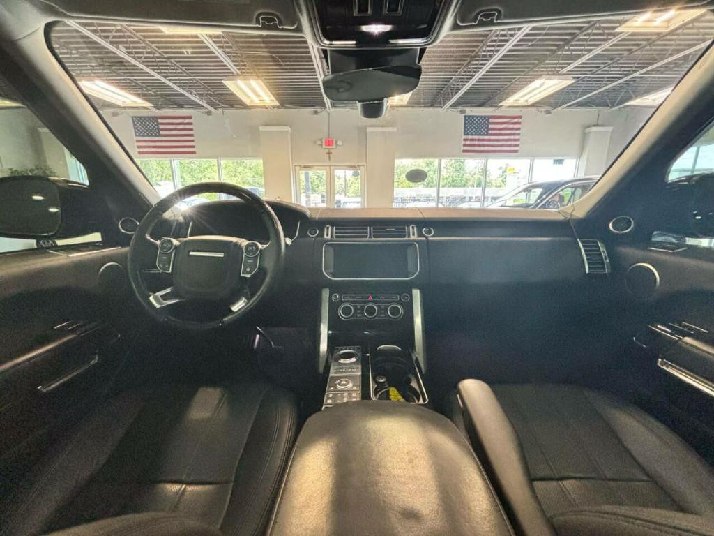 2017 Land Rover Range Rover Image 22