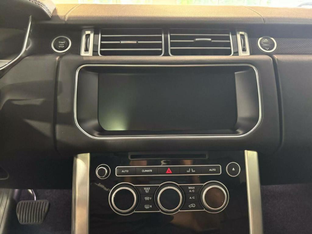 2017 Land Rover Range Rover Image 26