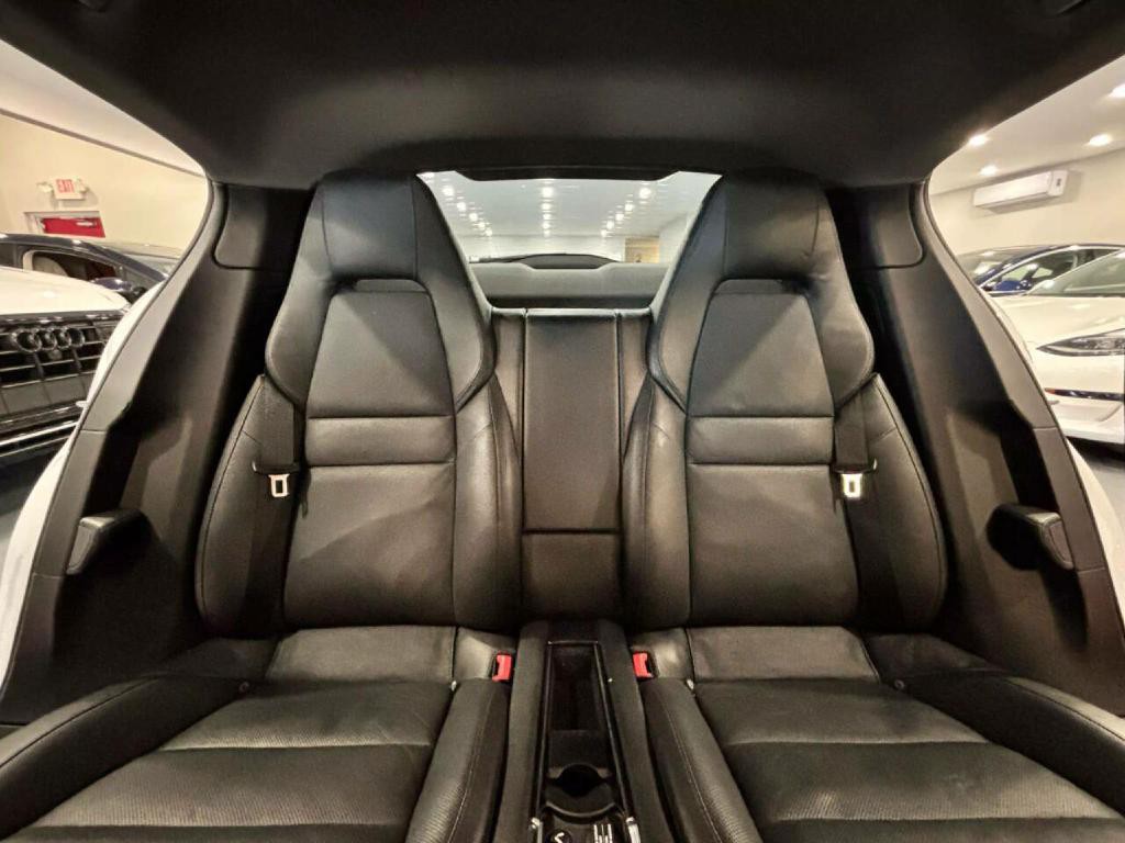 2014 Porsche Panamera Image 17