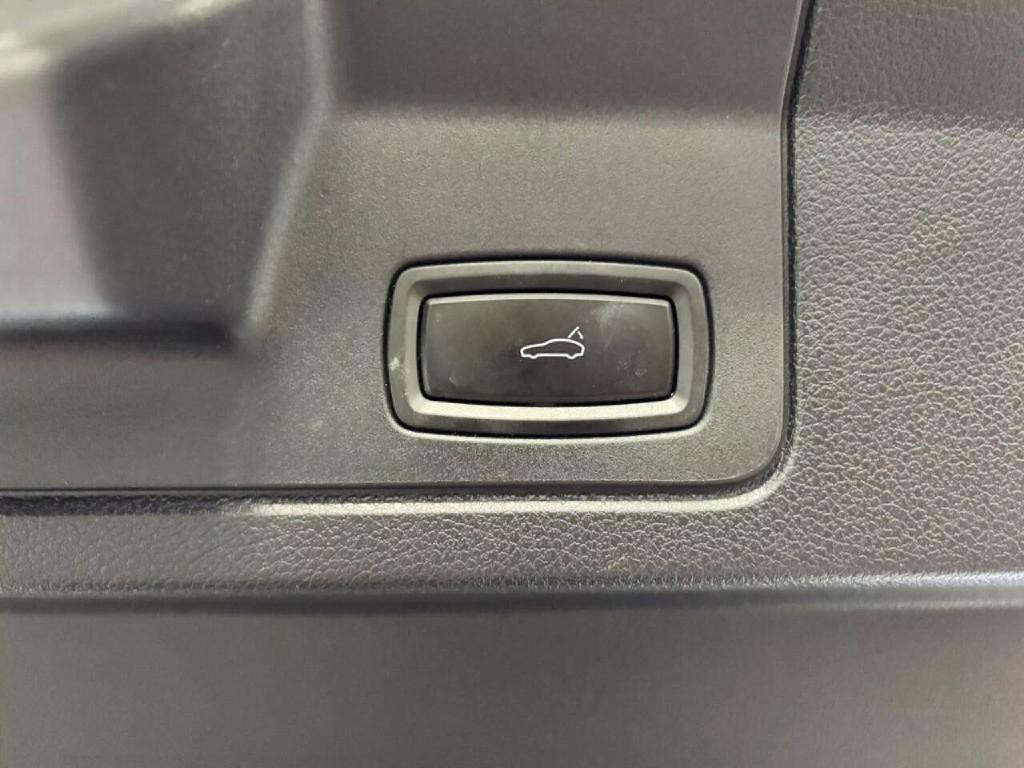 2014 Porsche Panamera Image 37