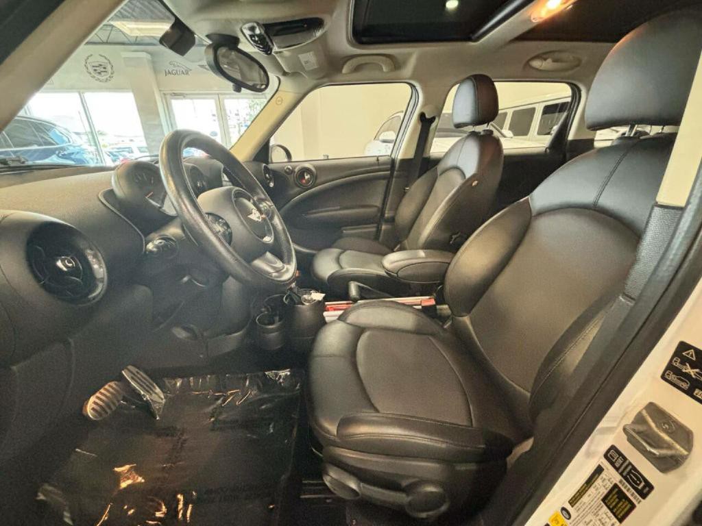 2015 MINI Countryman Image 9