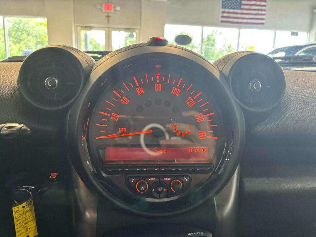 2015 MINI Countryman Image 26