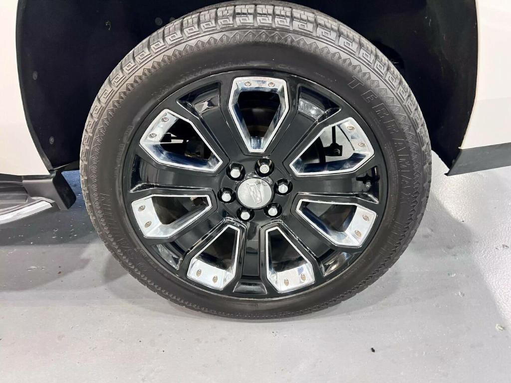 2019 Cadillac Escalade Image 12