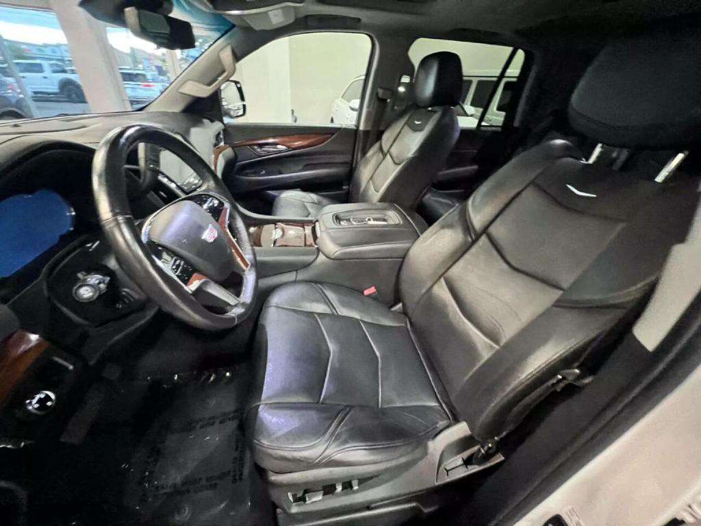 2019 Cadillac Escalade Image 14