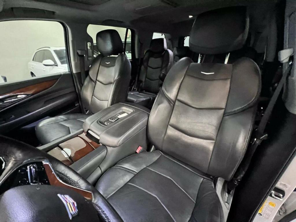 2019 Cadillac Escalade Image 15